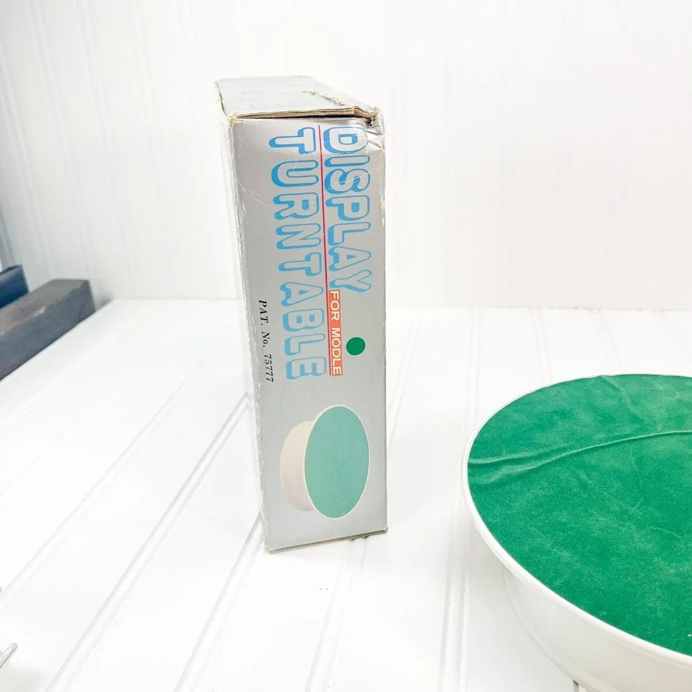 Batter Operated Display‎ Turntable for Model, 200MM DIAMETER Works! Pat No 75777